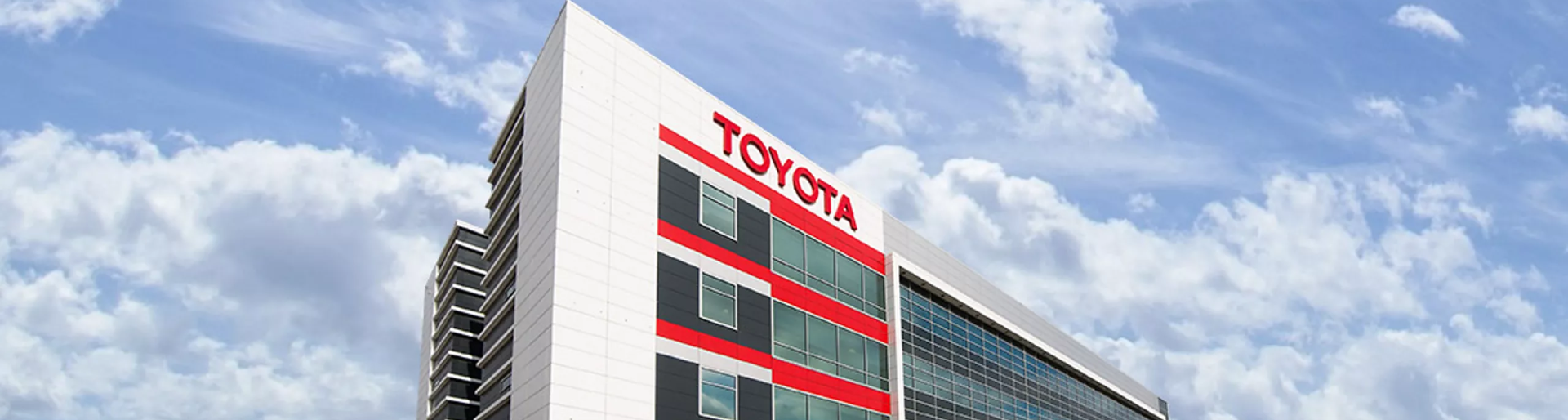 Изображение на странице TOYOTA ПОДВЕЛА ИТОГИ ПРОДАЖ В РОССИИ ЗА 2021 ГОД Тойота Центр Набережные Челны